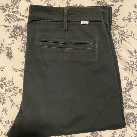 Levi’s Men’s Chinos - Picture 2 of 3